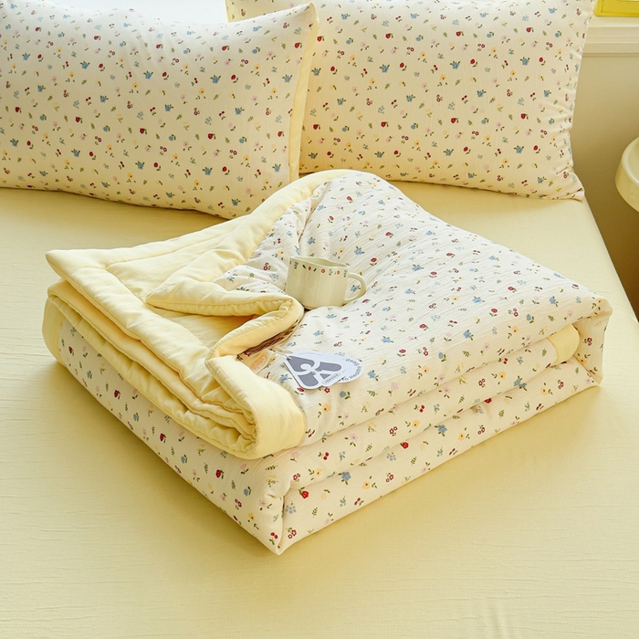 91家纺网 家纺一手货源 找家纺 几禾 2026新款A类三层纱印花夏被-柔纱系列 柔纱-小花点点