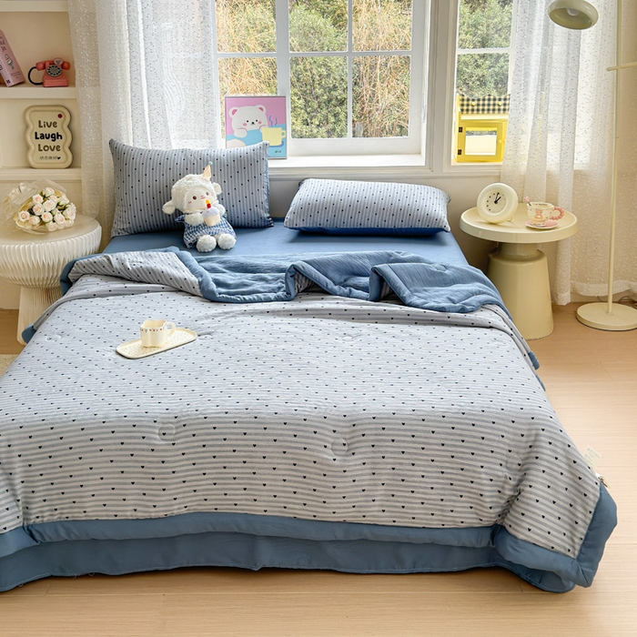 91家纺网 家纺一手货源 找家纺 几禾 2026新款A类三层纱印花夏被-柔纱系列 柔纱-雨爱