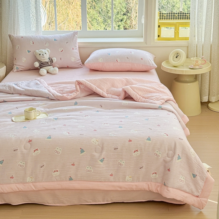 91家纺网 家纺一手货源 找家纺 几禾 2026新款A类三层纱印花夏被-柔纱系列 柔纱-芭乐米菲