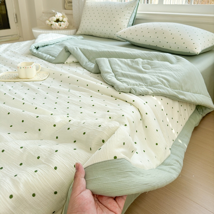 91家纺网 家纺一手货源 找家纺 几禾 2026新款A类三层纱印花夏被-柔纱系列 柔纱-小绿豆