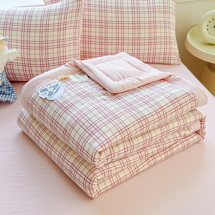 91家纺网 家纺一手货源 找家纺 几禾 2026新款A类三层纱印花夏被-柔纱系列 柔纱-梅森粉