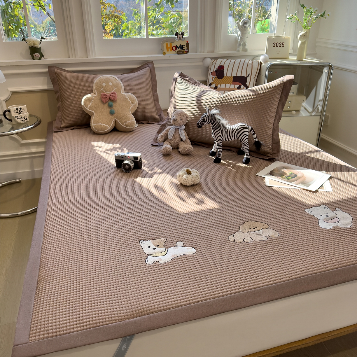 91家纺网 家纺一手货源 找家纺 几禾 2026新款华夫格刺绣款凉席-床席款 躺躺岛-咖啡棕-床席款