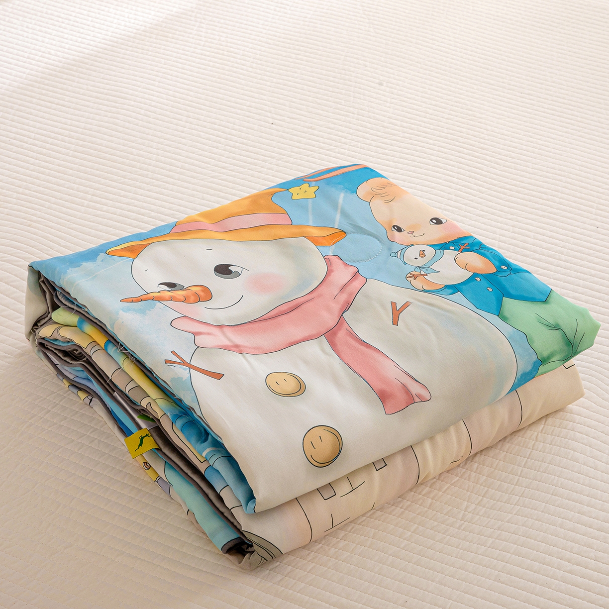 91家纺网 家纺一手货源 找家纺 十九色 2026新款数码印花大版莱赛尔儿童夏被夏凉被 冰雪世界