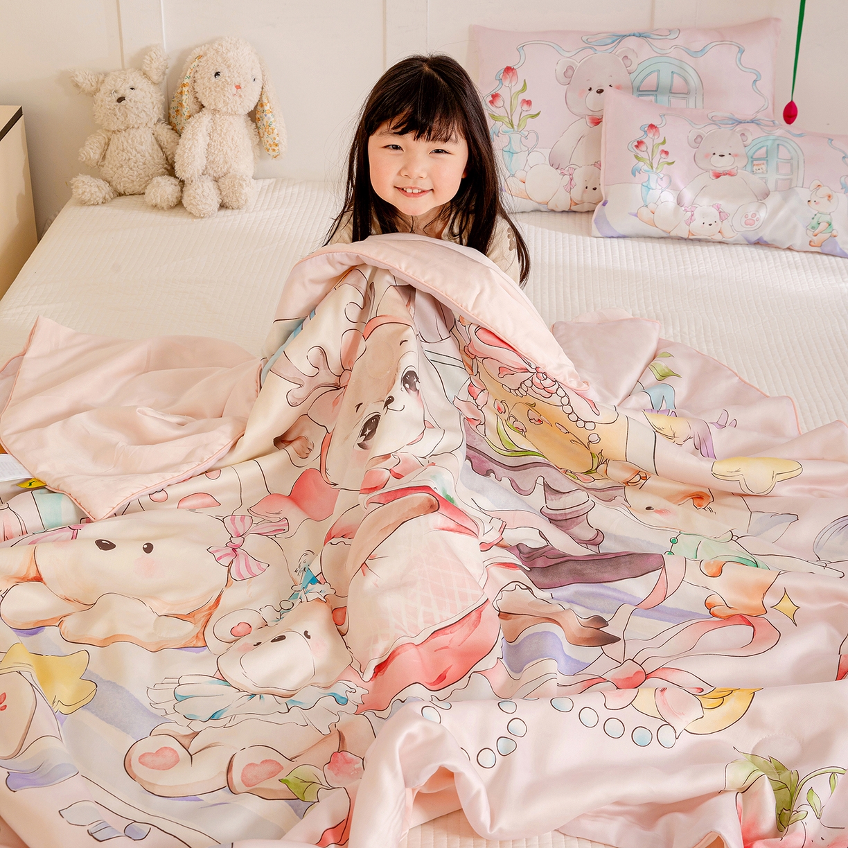 91家纺网 家纺一手货源 找家纺 十九色 2026新款数码印花大版莱赛尔儿童夏被夏凉被 草莓鹿鹿