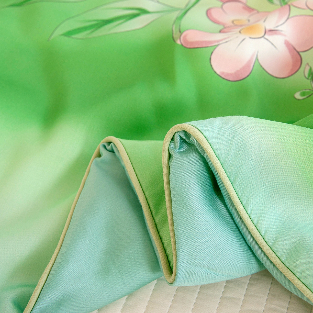 91家纺网 家纺一手货源 找家纺 十九色 2026新款数码印花大版莱赛尔儿童夏被夏凉被 绿野仙踪