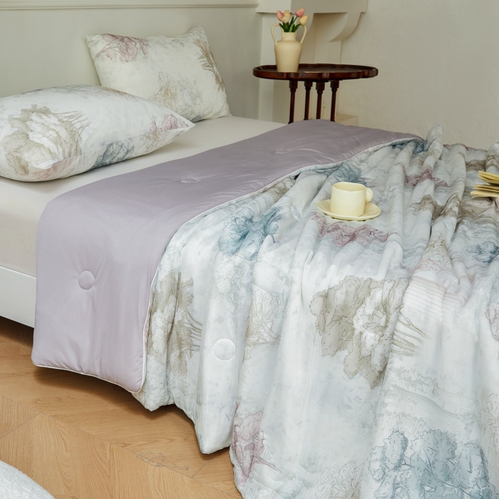 91家纺网 家纺一手货源 找家纺 小禹仔家纺 2026新款针织凉感丝印花夏被夏凉被 时空骑士