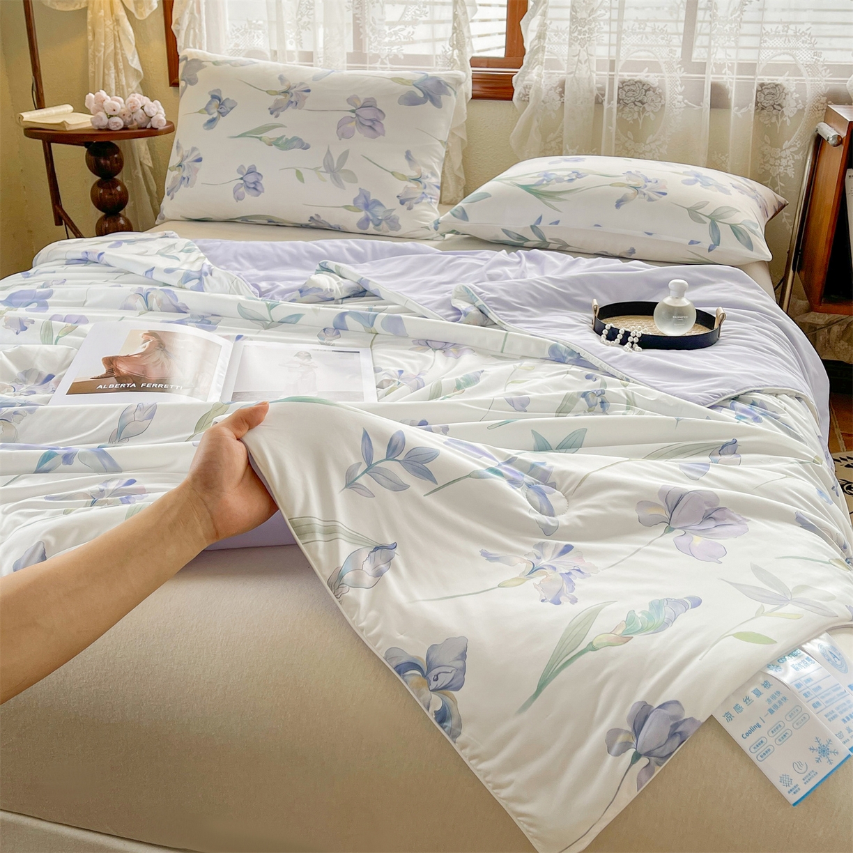 91家纺网 家纺一手货源 找家纺 小禹仔家纺 2026新款针织凉感丝印花夏被夏凉被 鸢尾雾影