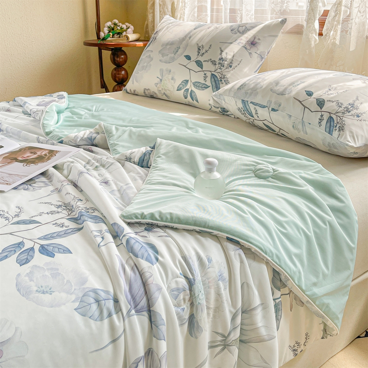 91家纺网 家纺一手货源 找家纺 小禹仔家纺 2026新款针织凉感丝印花夏被夏凉被 流香紫灰