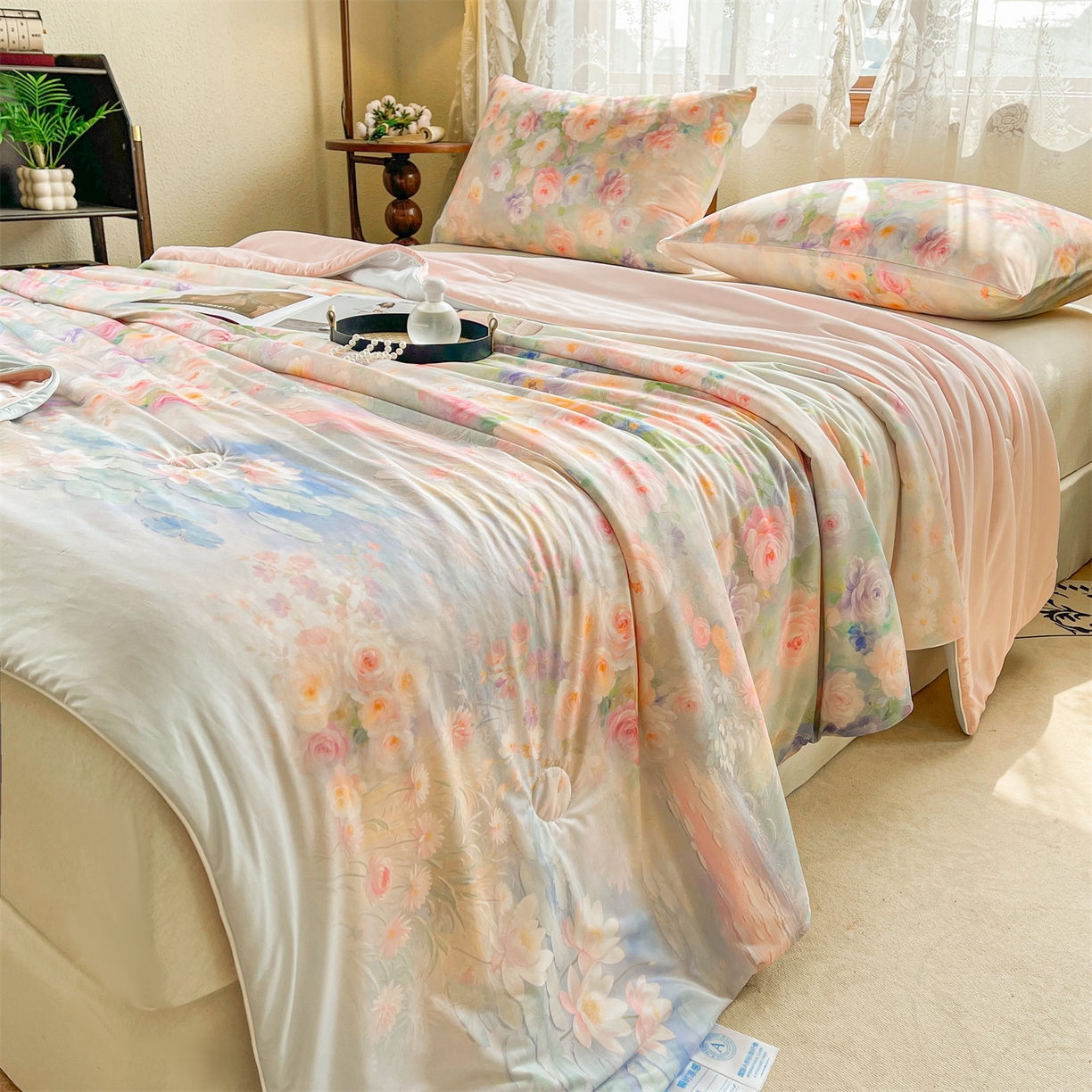 91家纺网 家纺一手货源 找家纺 小禹仔家纺 2026新款针织凉感丝印花夏被夏凉被 叶初粉