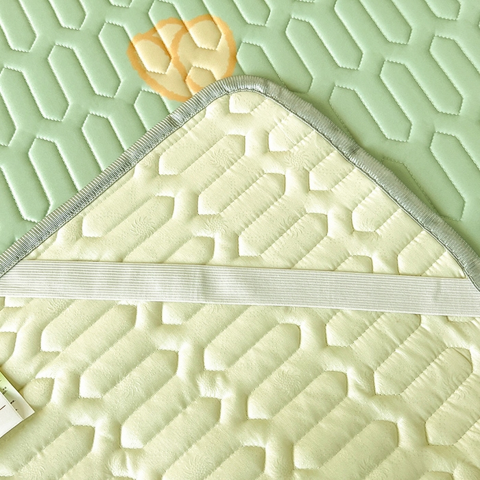 91家纺网 家纺一手货源 找家纺 518家纺 2026新款凉感冰丝裸睡乳胶凉席系列平铺款凉席席子 郁金香