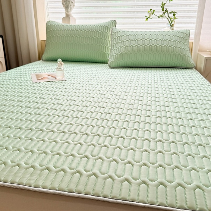 91家纺网 家纺一手货源 找家纺 518家纺 2026新款凉感冰丝裸睡乳胶凉席系列平铺款凉席席子 青丝绿