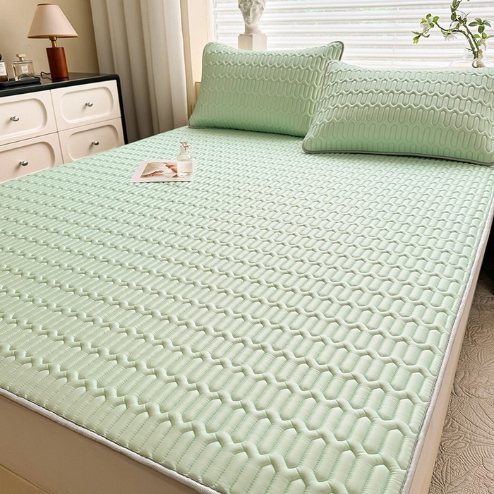 91家纺网 家纺一手货源 找家纺 518家纺 2026新款凉感冰丝裸睡乳胶凉席系列平铺款凉席席子 青丝绿