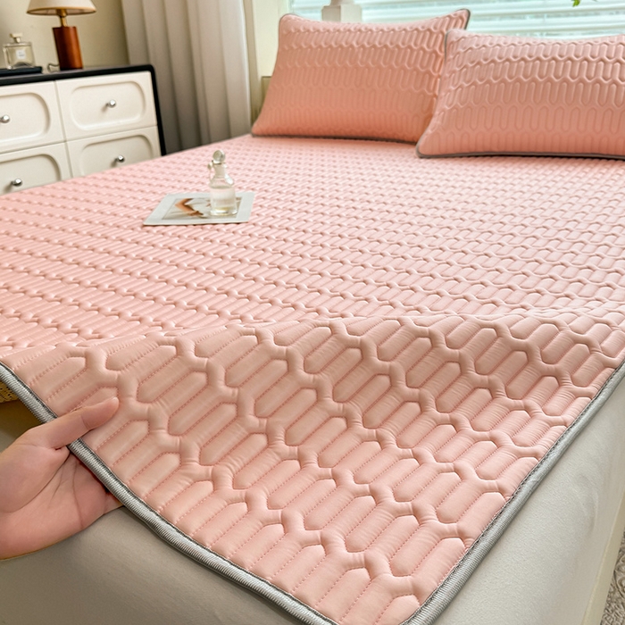 91家纺网 家纺一手货源 找家纺 518家纺 2026新款凉感冰丝裸睡乳胶凉席系列平铺款凉席席子 简爱粉