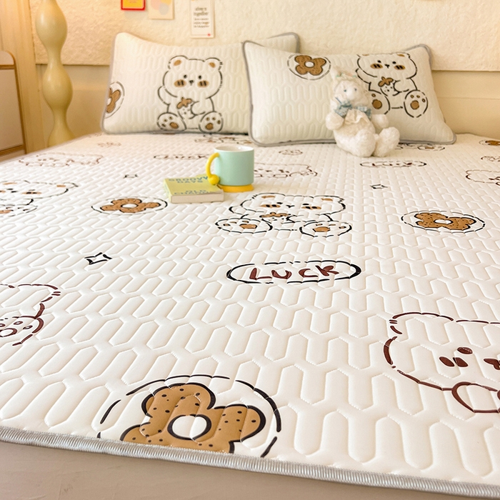 91家纺网 家纺一手货源 找家纺 518家纺 2026新款凉感冰丝裸睡乳胶凉席系列平铺款凉席席子 ck熊