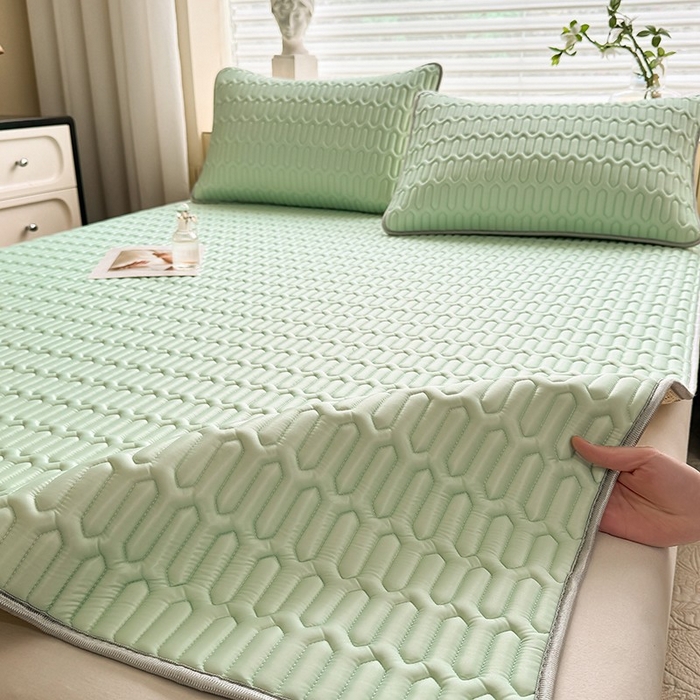 91家纺网 家纺一手货源 找家纺 518家纺 2026新款凉感冰丝裸睡乳胶凉席系列平铺款凉席席子 青丝绿