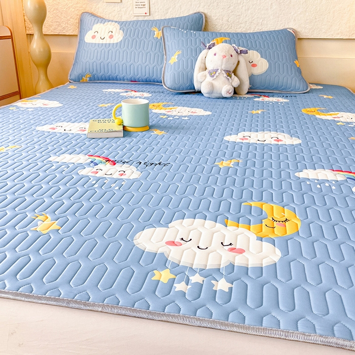 91家纺网 家纺一手货源 找家纺 518家纺 2026新款凉感冰丝裸睡乳胶凉席系列平铺款凉席席子 可爱云朵