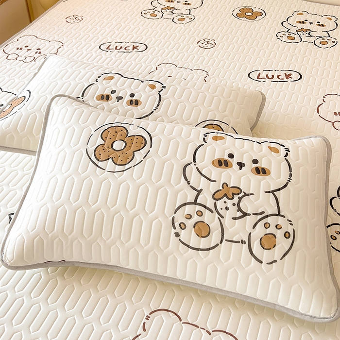 91家纺网 家纺一手货源 找家纺 518家纺 2026新款凉感冰丝裸睡乳胶凉席系列平铺款凉席席子 ck熊