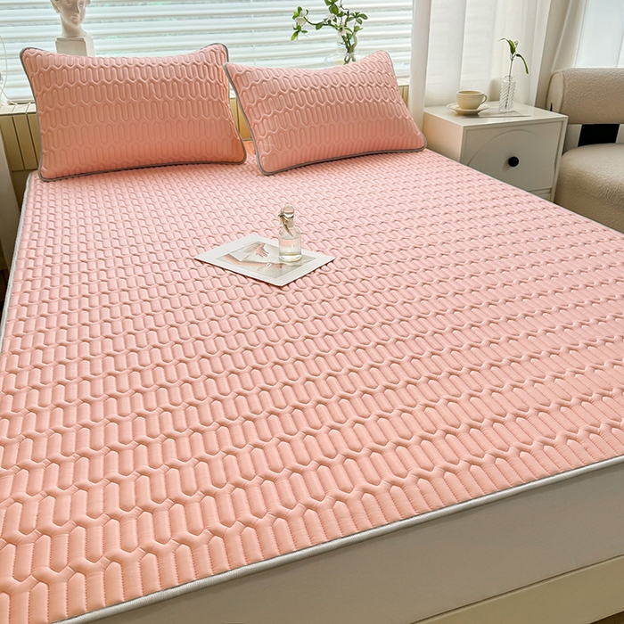 91家纺网 家纺一手货源 找家纺 518家纺 2026新款凉感冰丝裸睡乳胶凉席系列平铺款凉席席子 简爱粉