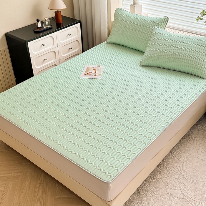 91家纺网 家纺一手货源 找家纺 518家纺 2026新款凉感冰丝裸睡乳胶凉席系列平铺款凉席席子 青丝绿