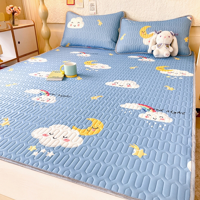 91家纺网 家纺一手货源 找家纺 518家纺 2026新款凉感冰丝裸睡乳胶凉席系列平铺款凉席席子 可爱云朵