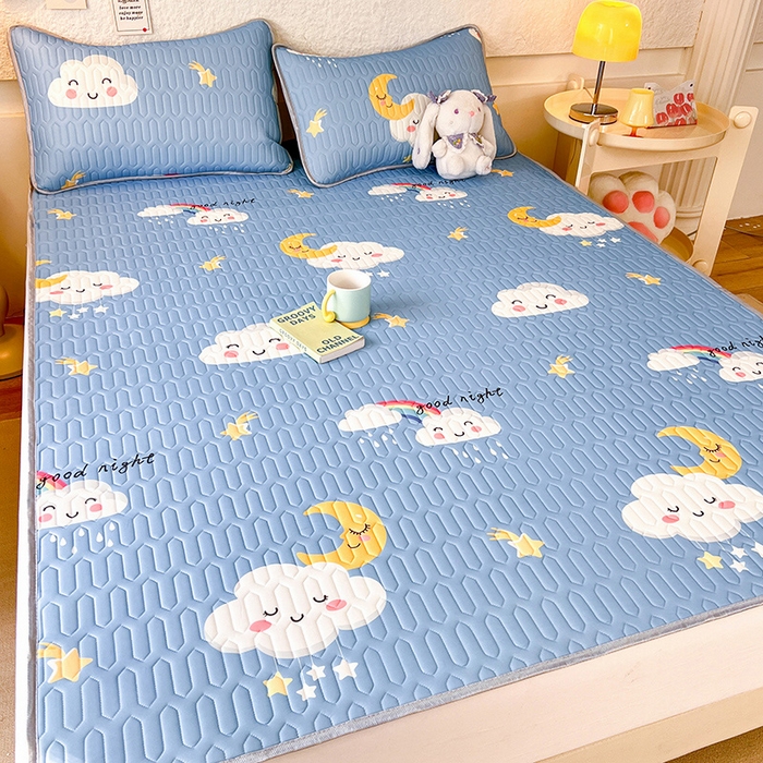 91家纺网 家纺一手货源 找家纺 518家纺 2026新款凉感冰丝裸睡乳胶凉席系列平铺款凉席席子 可爱云朵