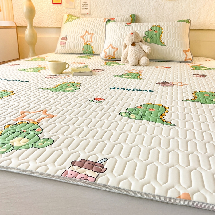 91家纺网 家纺一手货源 找家纺 518家纺 2026新款凉感冰丝裸睡乳胶凉席系列平铺款凉席席子 小恐龙