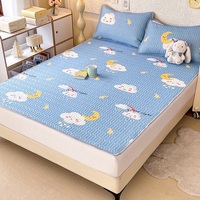 91家纺网 家纺一手货源 找家纺 518家纺 2026新款凉感冰丝裸睡乳胶凉席系列平铺款凉席席子 可爱云朵