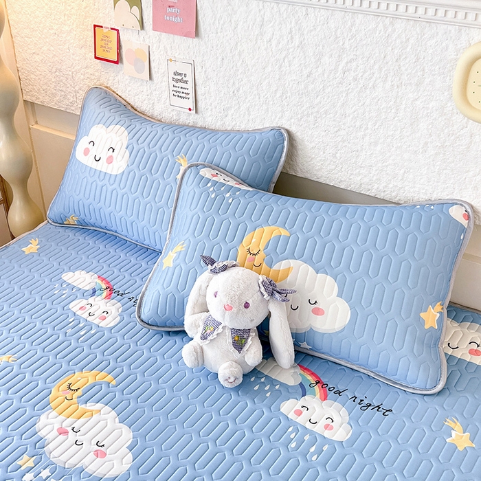 91家纺网 家纺一手货源 找家纺 518家纺 2026新款凉感冰丝裸睡乳胶凉席系列平铺款凉席席子 可爱云朵