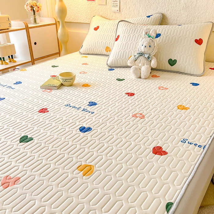 91家纺网 家纺一手货源 找家纺 518家纺 2026新款凉感冰丝裸睡乳胶凉席系列平铺款凉席席子 遇见