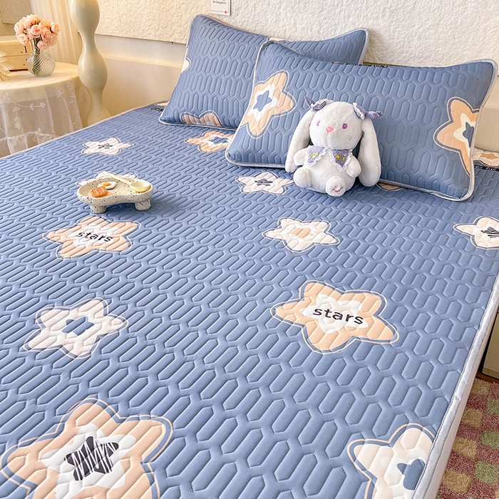 91家纺网 家纺一手货源 找家纺 518家纺 2026新款凉感冰丝裸睡乳胶凉席系列平铺款凉席席子 星星假日