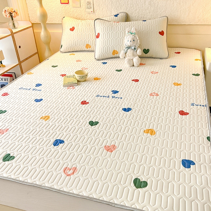 91家纺网 家纺一手货源 找家纺 518家纺 2026新款凉感冰丝裸睡乳胶凉席系列平铺款凉席席子 遇见