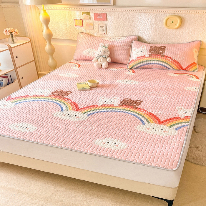 91家纺网 家纺一手货源 找家纺 518家纺 2026新款凉感冰丝裸睡乳胶凉席系列平铺款凉席席子 彩虹兔