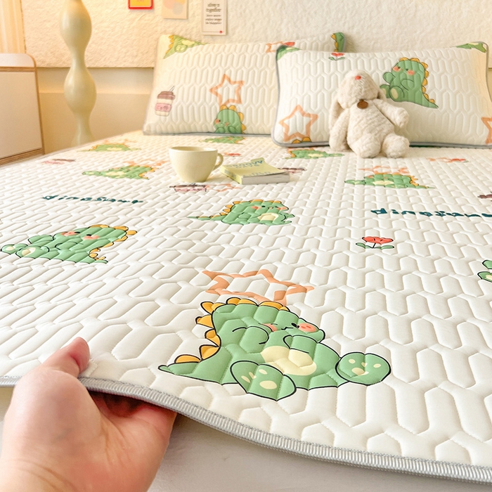 91家纺网 家纺一手货源 找家纺 518家纺 2026新款凉感冰丝裸睡乳胶凉席系列平铺款凉席席子 小恐龙