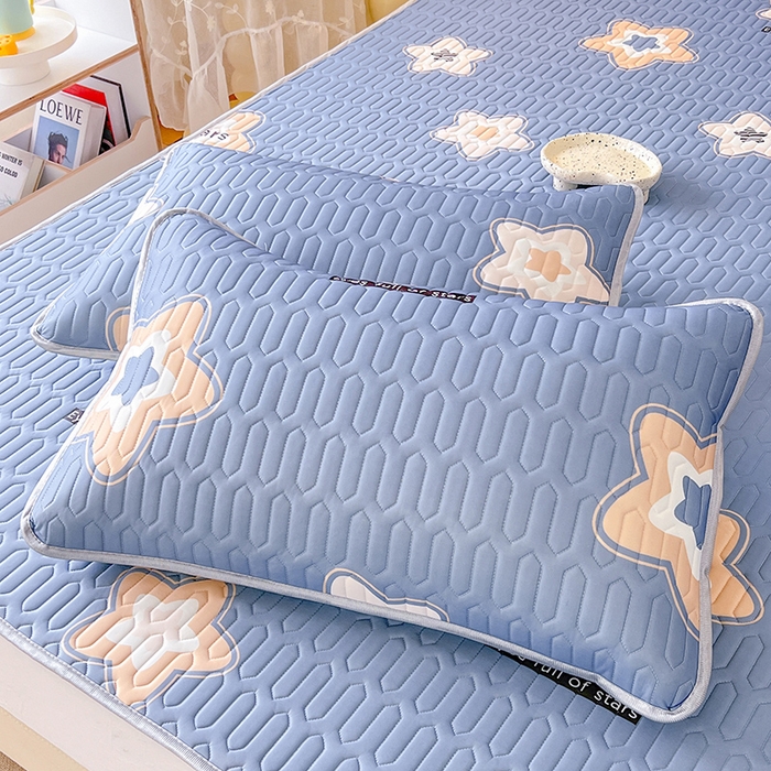 91家纺网 家纺一手货源 找家纺 518家纺 2026新款凉感冰丝裸睡乳胶凉席系列平铺款凉席席子 星星假日