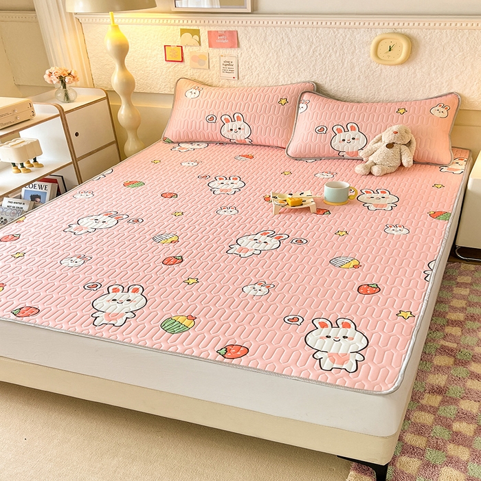 91家纺网 家纺一手货源 找家纺 518家纺 2026新款凉感冰丝裸睡乳胶凉席系列平铺款凉席席子 仔仔兔