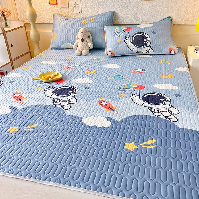 91家纺网 家纺一手货源 找家纺 518家纺 2026新款凉感冰丝裸睡乳胶凉席系列平铺款凉席席子 宇航员