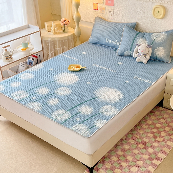 91家纺网 家纺一手货源 找家纺 518家纺 2026新款凉感冰丝裸睡乳胶凉席系列平铺款凉席席子 飞舞