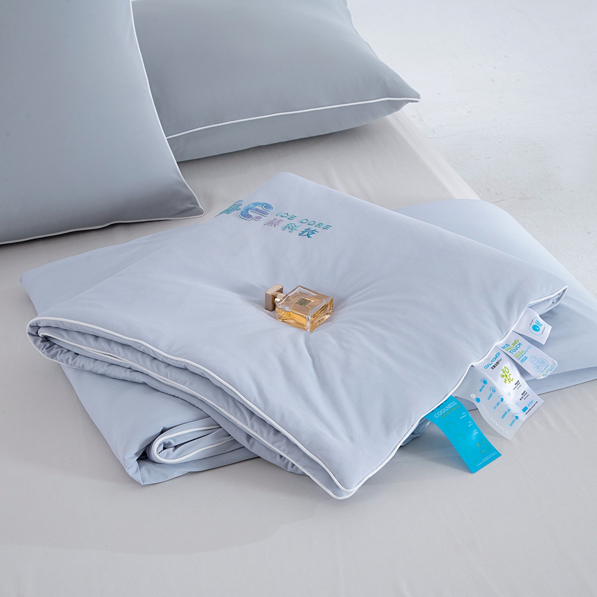 兰芯纭 2026新款黑科技小冰被夏被夏凉被空调被 灰色