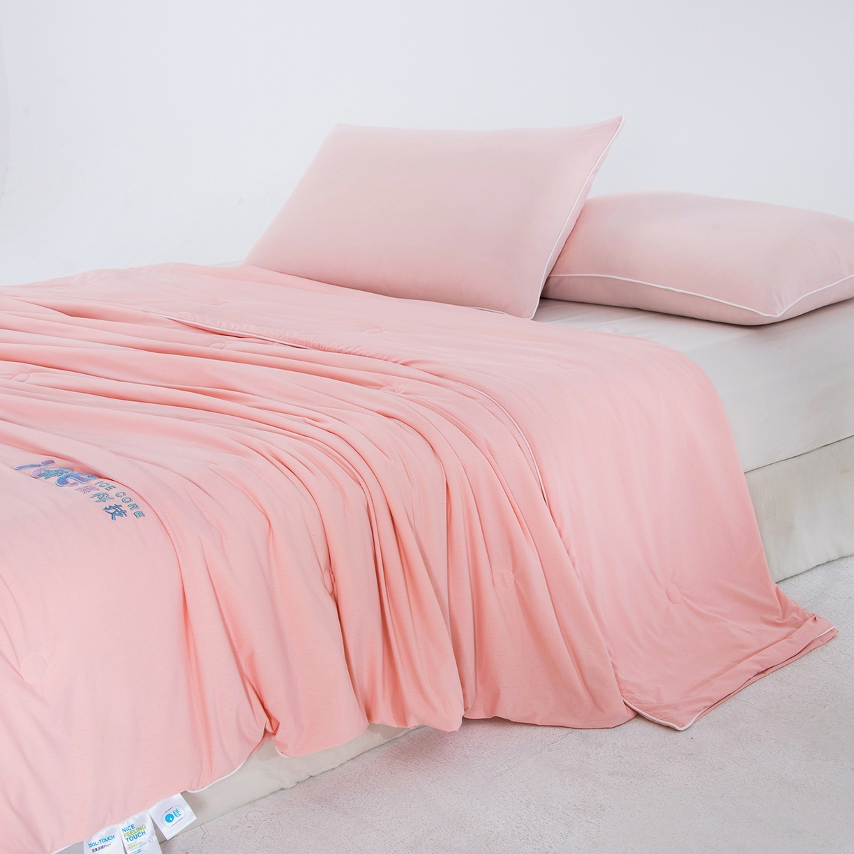 91家纺网 家纺一手货源 找家纺 兰芯纭 2026新款黑科技小冰被夏被夏凉被空调被 玉色