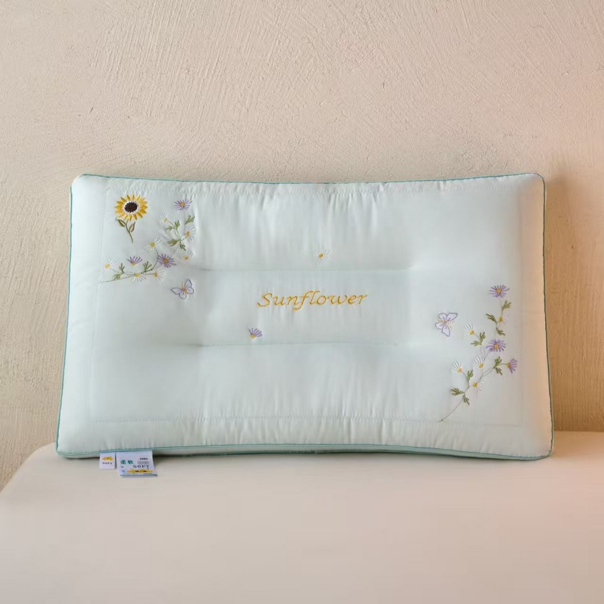 91家纺网 家纺一手货源 找家纺 剑桥枕业 2026新款一路生花枕 夏季凉爽枕芯  绣花护颈枕头 绿色