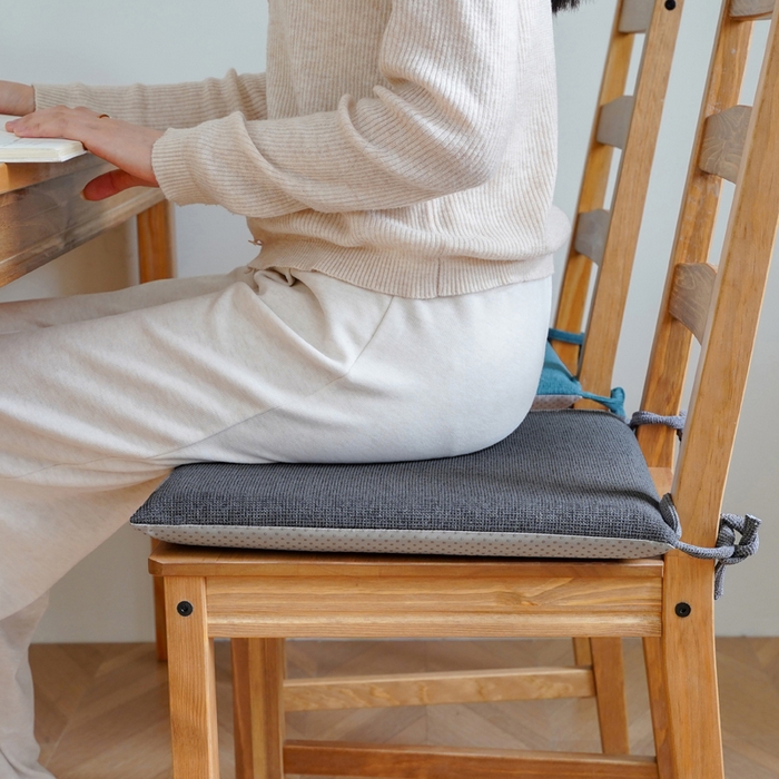 91家纺网 家纺一手货源 找家纺 土多多枕芯 2026新款记忆绵方形坐垫 深灰