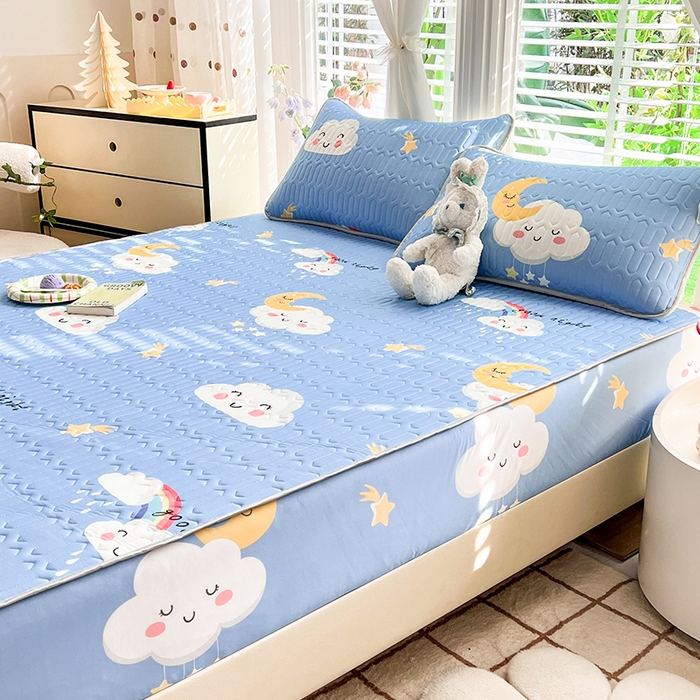 91家纺网 家纺一手货源 找家纺 518家纺 2026新款凉感冰丝裸睡乳胶凉席系列床笠款凉席席子 可爱云朵