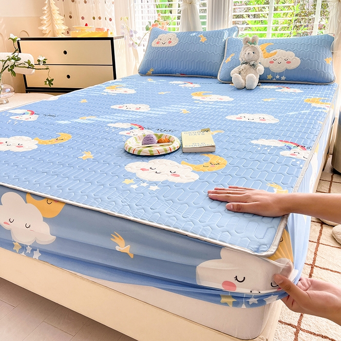 91家纺网 家纺一手货源 找家纺 518家纺 2026新款凉感冰丝裸睡乳胶凉席系列床笠款凉席席子 可爱云朵