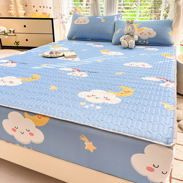 91家纺网 家纺一手货源 找家纺 518家纺 2026新款凉感冰丝裸睡乳胶凉席系列床笠款凉席席子 可爱云朵