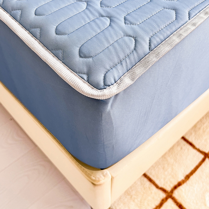 91家纺网 家纺一手货源 找家纺 518家纺 2026新款凉感冰丝裸睡乳胶凉席系列床笠款凉席席子 宇航员