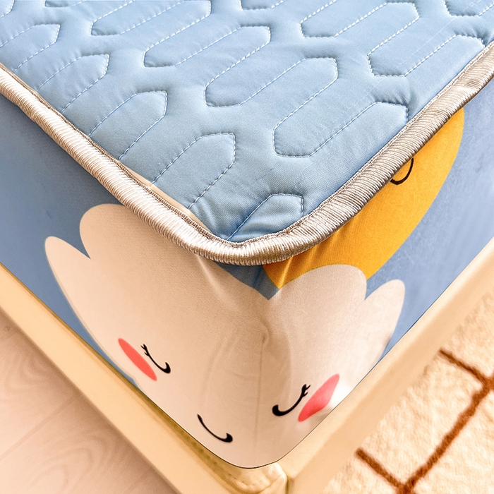 91家纺网 家纺一手货源 找家纺 518家纺 2026新款凉感冰丝裸睡乳胶凉席系列床笠款凉席席子 可爱云朵