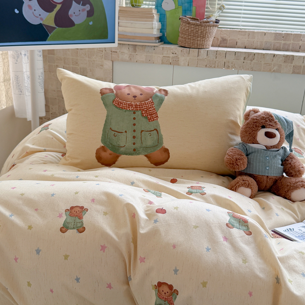 91家纺网 家纺一手货源 找家纺 桃子家居 2026A类纯棉水洗原生态棉麻数码印花大版枕套混搭卡通小清新韩国小布袋系列四件套 棉麻混搭-苹果软熊