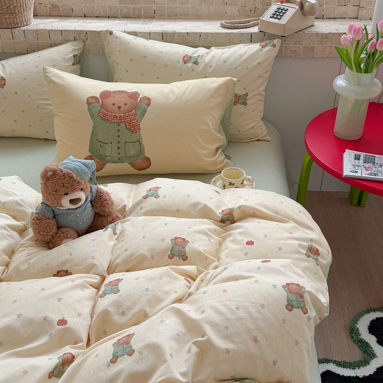 91家纺网 家纺一手货源 找家纺 桃子家居 2026A类纯棉水洗原生态棉麻数码印花大版枕套混搭卡通小清新韩国小布袋系列四件套 棉麻混搭-苹果软熊