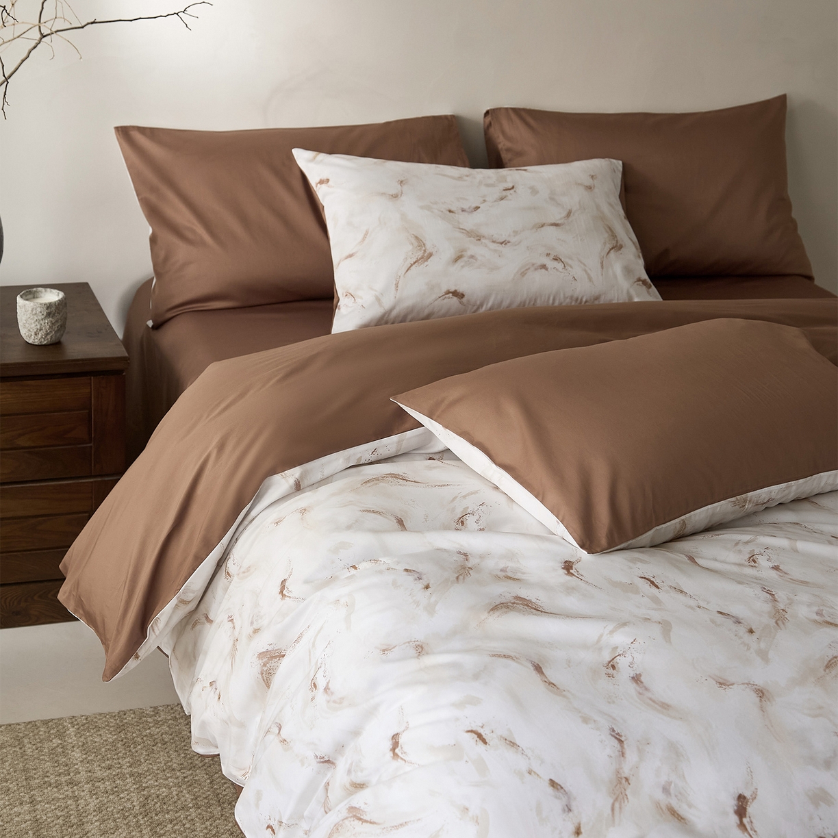 91家纺网 家纺一手货源 找家纺 （总）ONE TWO ONE 121 2026新款专版数码印花100s长绒棉纯棉全棉床上用品四件套-听潮絮语-暖咖