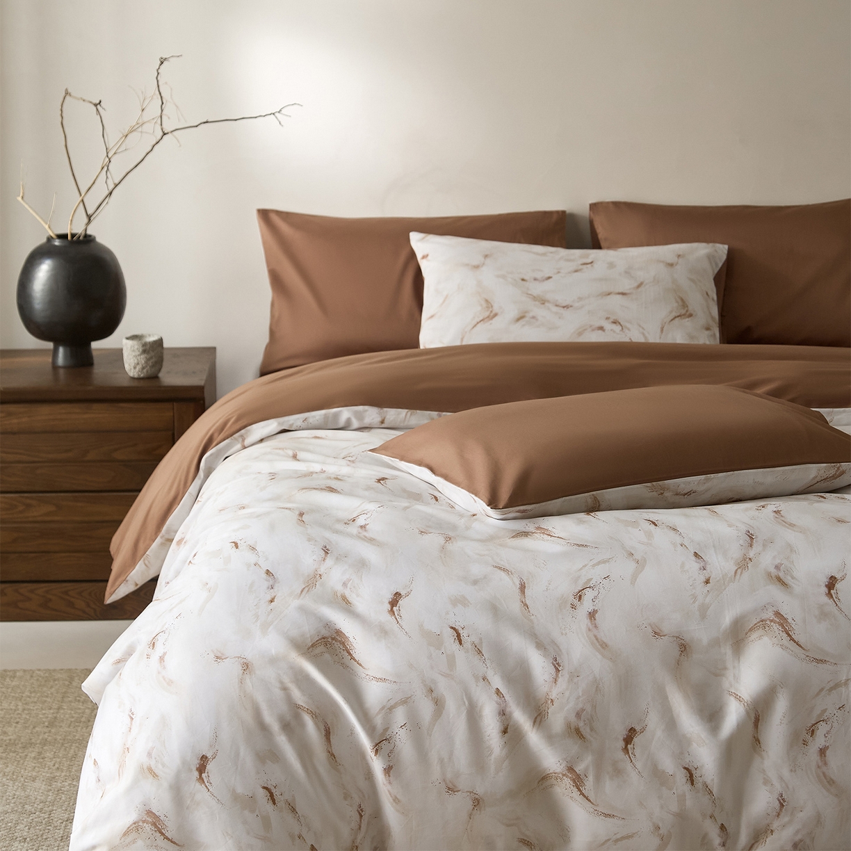 91家纺网 家纺一手货源 找家纺 （总）ONE TWO ONE 121 2026新款专版数码印花100s长绒棉纯棉全棉床上用品四件套-听潮絮语-暖咖